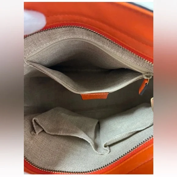 Gucci Vibrant Orange Tote Bag - Picture 15 of 16